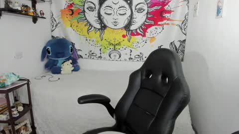 Sofia online show from 02/06/26, 07:06