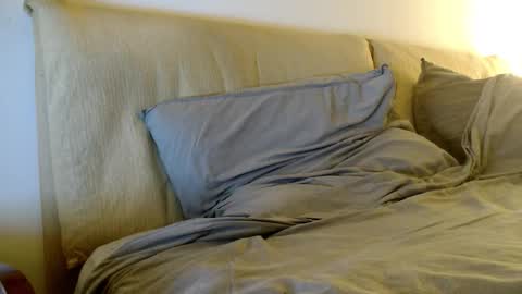 Snapshot of just_marlon chatting on 09/12/25, 10:21 Just marlon online show from 09/12/25, 10:21