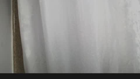 Snapshot of justagirlof chatting on 05/06/26, 07:35 Layla online show from 05/06/26, 07:35