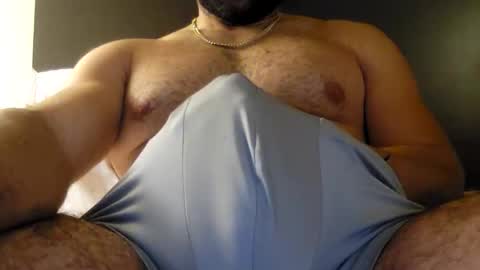 Snapshot of justaguy34527 chatting on 10/22/25, 03:07 justaguy34527 online show from 10/22/25, 03:07