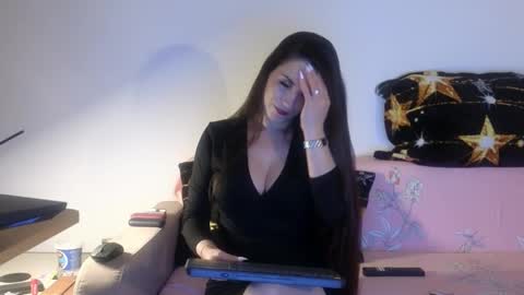 JustAnne online show from 11/03/25, 08:10