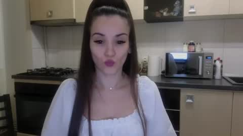 JustAnne online show from 07/10/26, 11:51