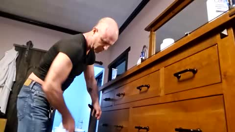 Snapshot of justaskforbiga chatting on 01/12/26, 06:18 Tohiptwoquit online show from 01/12/26, 06:18