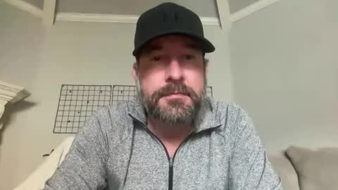 Snapshot of justfitnfun chatting on 01/06/25, 02:14 justfitnfun online show from 01/06/25, 02:14