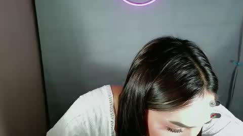 justhewayouare21 online show from 04/21/26, 01:42