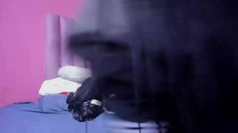 Snapshot of justin_jazmin chatting on 12/24/24, 12:44 JUSTIN Y JAZMIN online show from 12/24/24, 12:44