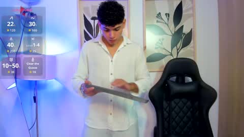 justin_payn14 online show from 05/04/26, 12:01