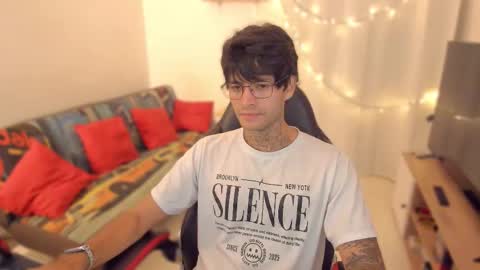 Diego online show from 02/11/26, 01:27