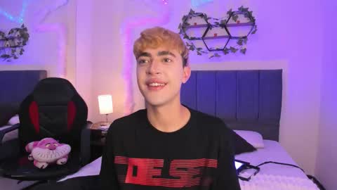 Justin online show from 10/22/25, 11:21