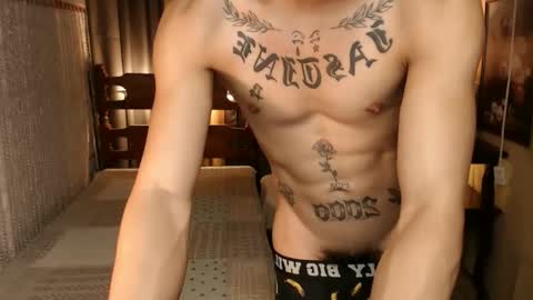 justine_hunk online show from 02/24/25, 12:41