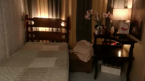 justine_hunk online show from 03/01/26, 04:42