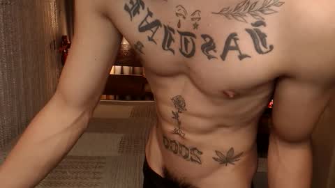 Snapshot of justine_hunk chatting on 04/14/26, 07:14 justine_hunk online show from 04/14/26, 07:14