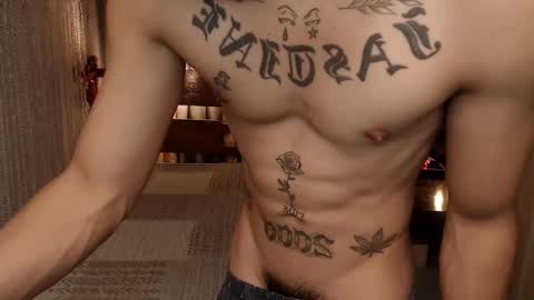 Snapshot of justine_hunk chatting on 04/21/26, 06:52 justine_hunk online show from 04/21/26, 06:52
