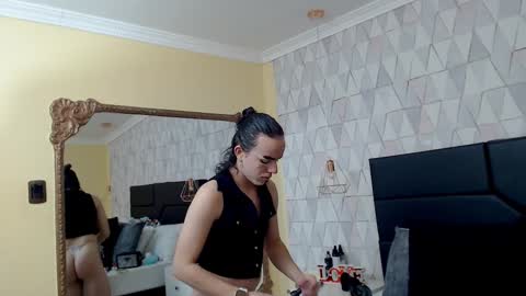 Justine online show from 03/11/25, 04:10