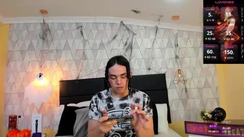 Justine online show from 10/22/25, 04:13