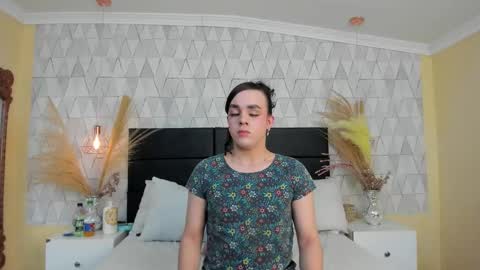 Justine online show from 02/02/26, 03:27