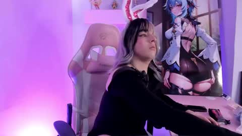 Justine online show from 04/19/26, 04:01