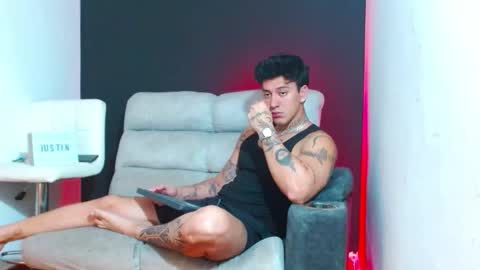 justinfuller_31 online show from 02/19/26, 09:00