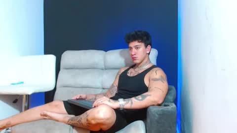 justinfuller_31 online show from 02/22/26, 09:13