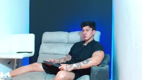 justinfuller_31 online show from 03/09/26, 12:03