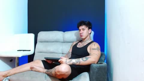 justinfuller_31 online show from 03/27/26, 03:01