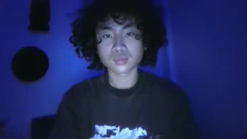 justinluvvv online show from 11/18/25, 12:09