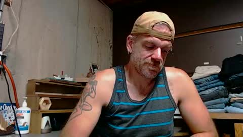 Snapshot of justinmoore1987 chatting on 05/21/26, 06:31 justinmoore1987 online show from 05/21/26, 06:31