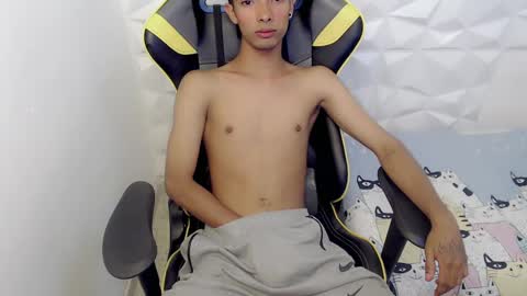 J U S T I N online show from 02/25/25, 07:03
