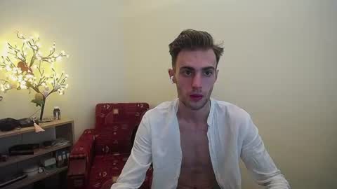 Snapshot of justinnordick chatting on 07/02/26, 09:15 Hologram Guy online show from 07/02/26, 09:15
