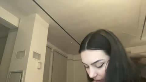 Snapshot of justjessiedirtygirl chatting on 12/11/24, 02:30 Jess online show from 12/11/24, 02:30