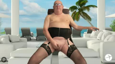Snapshot of justlookingforfun68 chatting on 06/24/26, 08:13 justlookingforfun68 online show from 06/24/26, 08:13