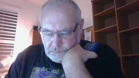 justme196756 online show from 09/14/25, 08:35