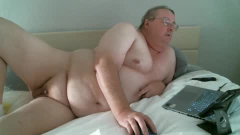 justmedm64 online show from 03/03/25, 09:15