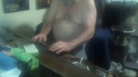 Snapshot of justmeohio chatting on 10/17/25, 12:47 justmeohio online show from 10/17/25, 12:47