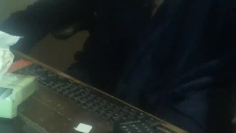 justmeohio online show from 11/19/25, 03:06