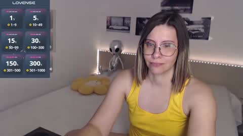 Snapshot of justmexy7 chatting on 01/04/25, 05:27 Julie online show from 01/04/25, 05:27