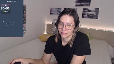 Snapshot of justmexy7 chatting on 01/09/25, 05:13 Julie online show from 01/09/25, 05:13