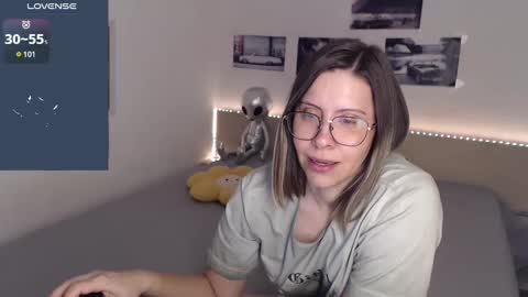 Snapshot of justmexy7 chatting on 01/22/25, 05:16 Julie online show from 01/22/25, 05:16