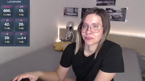 Snapshot of justmexy7 chatting on 01/28/25, 05:22 Julie online show from 01/28/25, 05:22