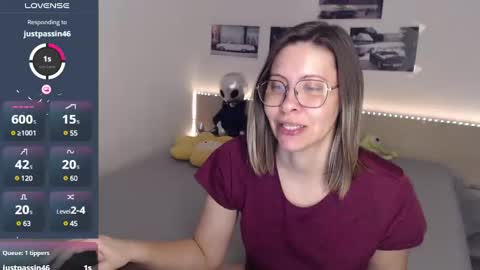 Snapshot of justmexy7 chatting on 01/30/25, 05:19 Julie online show from 01/30/25, 05:19