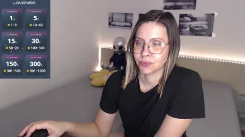 Snapshot of justmexy7 chatting on 02/01/25, 05:18 Julie online show from 02/01/25, 05:18