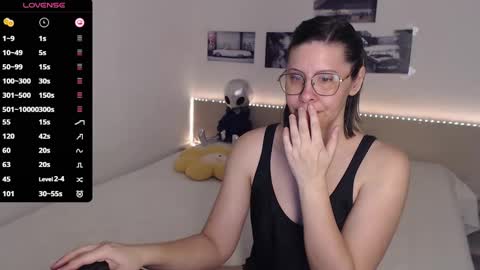 Snapshot of justmexy7 chatting on 03/06/25, 05:03 Julie online show from 03/06/25, 05:03