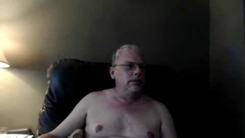 Snapshot of juststroke chatting on 07/03/26, 11:44 juststroke online show from 07/03/26, 11:44