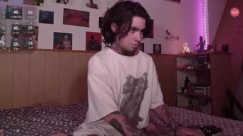 Juuzou hehim u can call me Juz online show from 10/31/25, 02:18