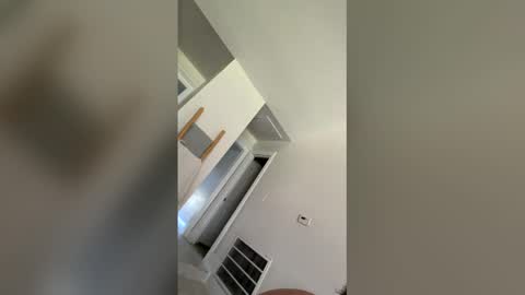 jveezy9575 online show from 03/04/26, 04:35