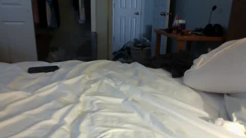 J and Sugar snap pea online show from 09/21/25, 09:38