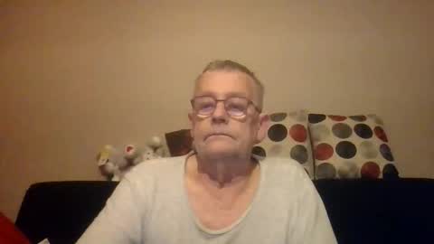 Arthur01750 online show from 04/03/26, 01:14