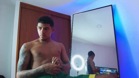 k_florez online show from 12/04/25, 10:24