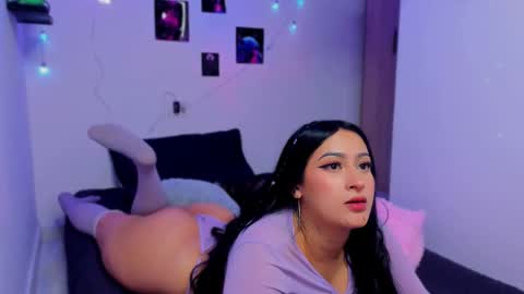 Snapshot of kaaiiri chatting on 02/25/25, 06:14 Kaaiiri online show from 02/25/25, 06:14