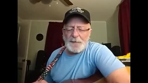 kabriggs136 online show from 04/21/26, 01:42